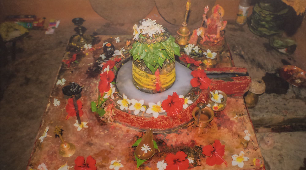 Temple Tiger Classic Tour - Via Dailekh (KK)